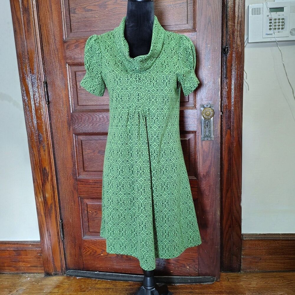 VTG Green Blk Swirly Design Mod Dress Cowl Neck Gathered Empire Waistline/T738